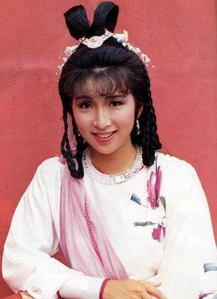 王美华年轻照片,王美华年轻时的风采瞬间